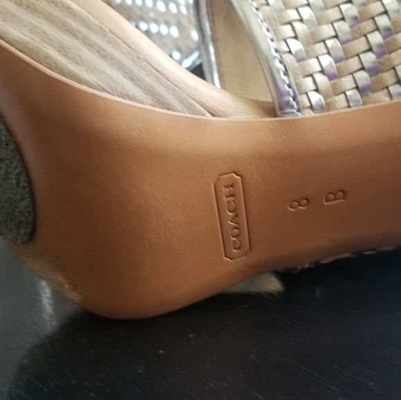 Coach Heels size 8B - Picture 8 of 10